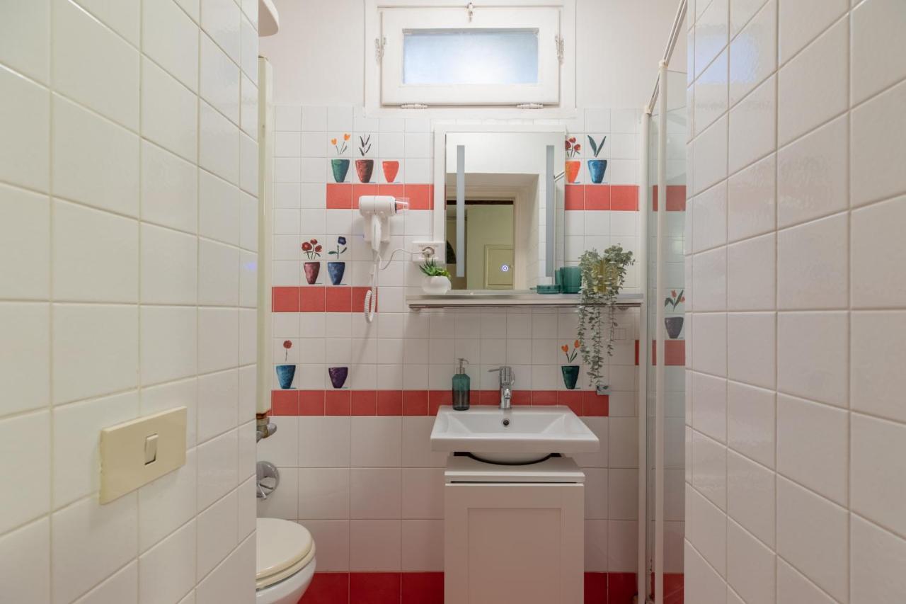 Iflat Comfy Apartament In Campo De' Fiori ローマ エクステリア 写真