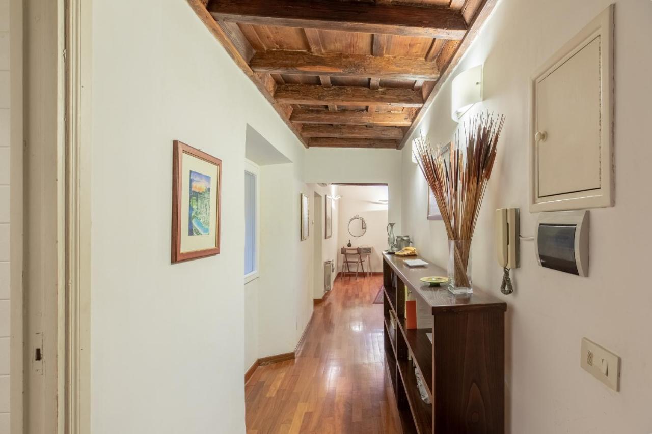 Iflat Comfy Apartament In Campo De' Fiori ローマ エクステリア 写真