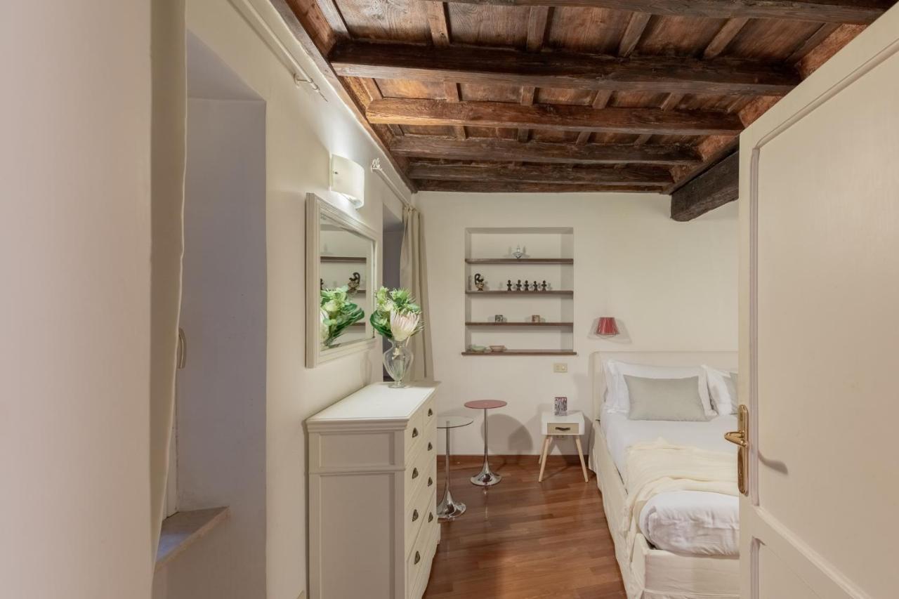 Iflat Comfy Apartament In Campo De' Fiori ローマ エクステリア 写真