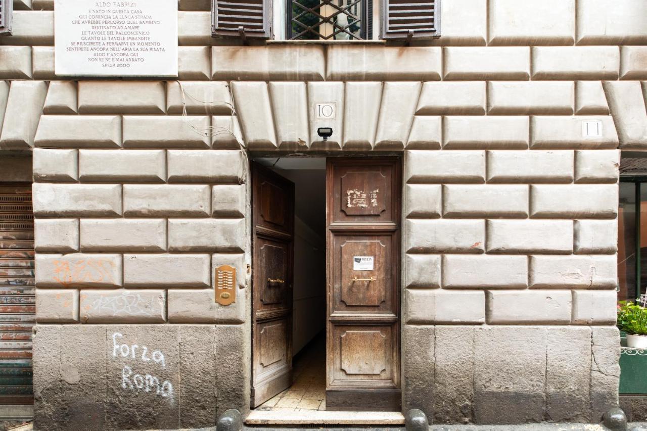 Iflat Comfy Apartament In Campo De' Fiori ローマ エクステリア 写真